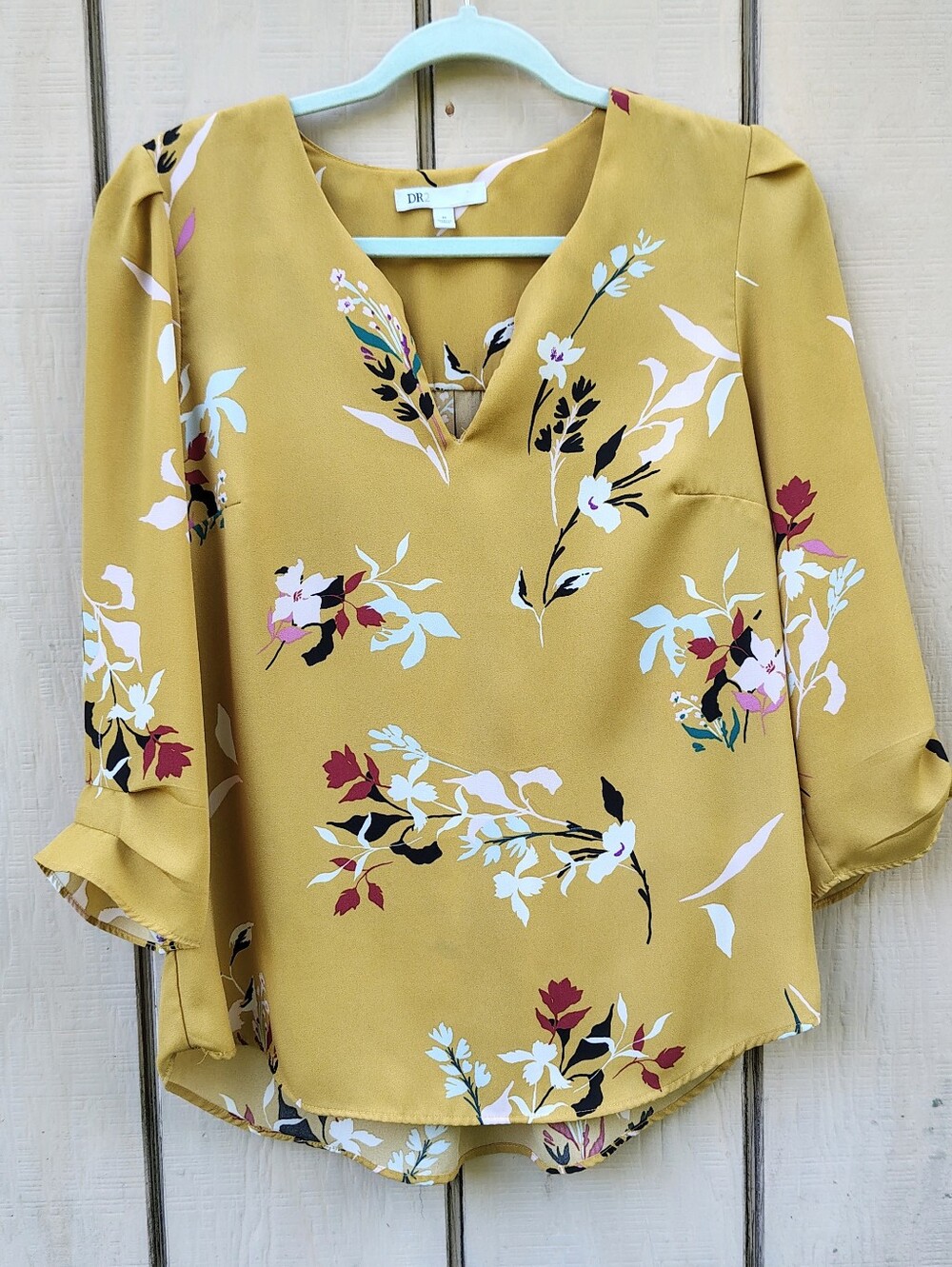 DR2 Mustard Yellow Floral Blouse Medium V Neck 3/4 Rolled Sleeve Boho Cottage